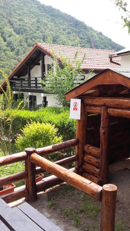 באיילה הרקולנדה Pension Casa Natura מראה חיצוני תמונה